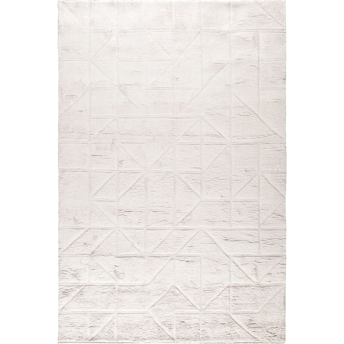 RUGKARI Orryn traditional pure New Zealand wool luxury rug styled in an Indian living room - image 1